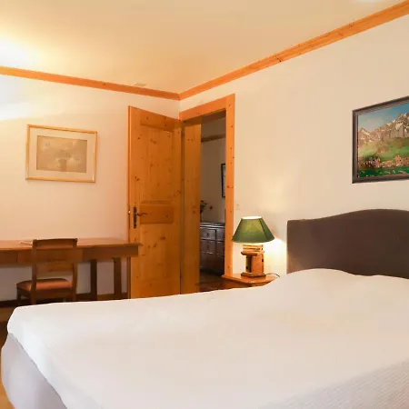 Bristol 4 By Interhome *